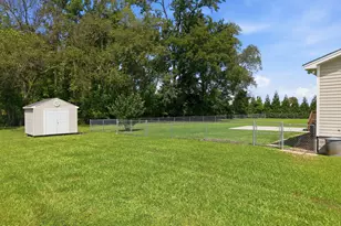 4900 Pleasant Plain Rd, Ayden, NC 28513 - Photo 8