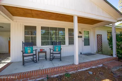 200 W Delaware Avenue, Southern Pines, NC 28387 - Photo 2