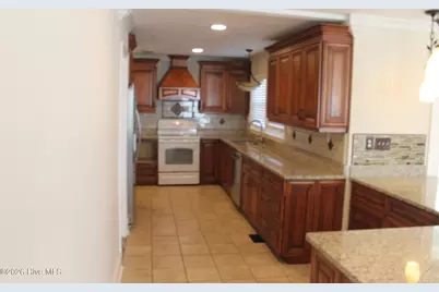 227 E College Street, Whiteville, NC 28472 - Photo 38