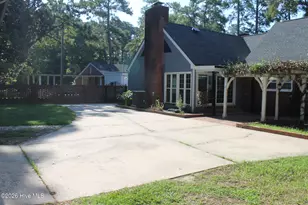 227 E College St, Whiteville, NC 28472 - Photo 14