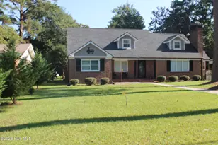 227 E College St, Whiteville, NC 28472 - Photo 1