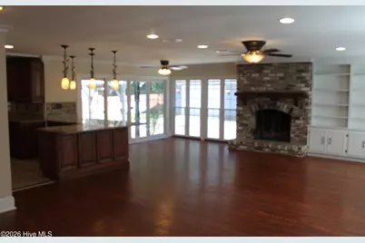 227 E College Street, Whiteville, NC 28472 - Photo 30