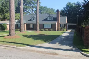 227 E College St, Whiteville, NC 28472 - Photo 4