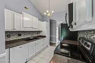 116 Hunting Green Dr, Jacksonville, NC 28546 - Photo 14