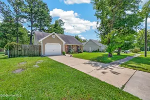 116 Hunting Green Dr, Jacksonville, NC 28546 - Photo 2