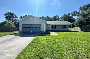 205 Concord Ln, Richlands, NC 28574 - Photo 2