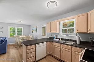 9258 Osprey Ridge Dr, Emerald Isle, NC 28594 - Photo 6