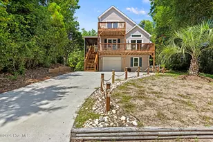 9258 Osprey Ridge Dr, Emerald Isle, NC 28594 - Photo 2