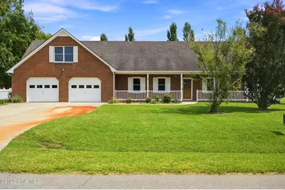 702 Everett Drive, Elizabeth City, NC 27909 - Photo 1