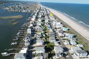 1302 Carolina Beach Ave N, Carolina Beach, NC 28428 - Photo 8