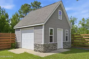 208 Misty Cove Ct, Sneads Ferry, NC 28460 - Photo 4