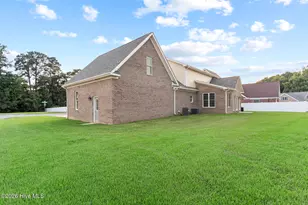 407 King Richard Ct, Jacksonville, NC 28546 - Photo 42
