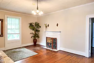 204 W Main St, Clinton, NC 28328 - Photo 4