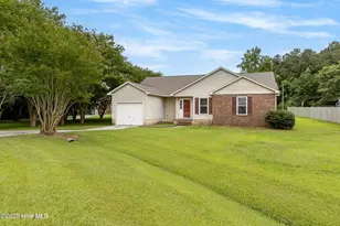 510 Greenfield Pl, Sneads Ferry, NC 28460 - Photo 2