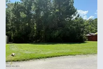 137 Lighthouse Drive, Carolina Beach, NC 28428 - Photo 2