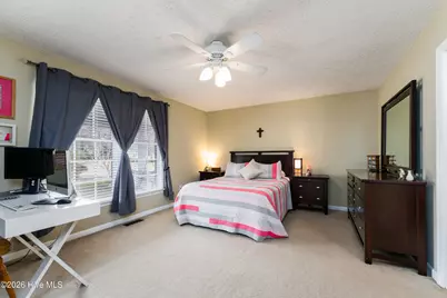 121 E Pointe Road, Rocky Point, NC 28457 - Photo 10
