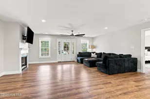 1422 Harkers Island Rd, Beaufort, NC 28516 - Photo 4