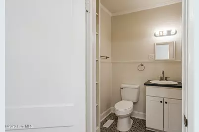 319 E Main Street, Washington, NC 27889 - Photo 32