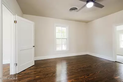 319 E Main Street, Washington, NC 27889 - Photo 10