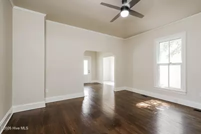 319 E Main Street, Washington, NC 27889 - Photo 18