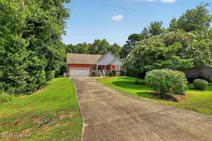 1730 Caracara Dr, New Bern, NC 28560 - Photo 2