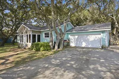 502 Fourth Street S, Carolina Beach, NC 28428 - Photo 4