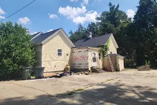 1702 Old Snow Hill Rd, Kinston, NC 28501 - Photo 16