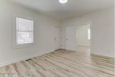 709 S 10th Street, Wilmington, NC 28401 - Photo 4