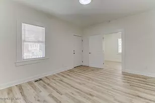 709 S 10th St, Wilmington, NC 28401 - Photo 4