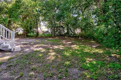 709 S 10th Street, Wilmington, NC 28401 - Photo 16