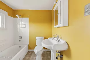 307 Dobbs St, Hertford, NC 27944 - Photo 22