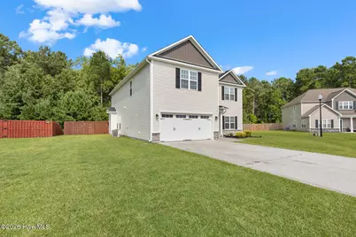 209 Gilliken Court, Jacksonville, NC 28546 - Photo 2