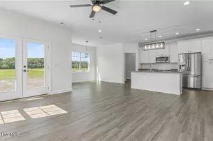 115 Gallop Shl Ct, Aydlett, NC 27916 - Photo 12