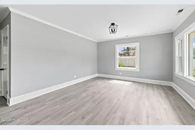 614 E 6th Street, Washington, NC 27889 - Photo 10