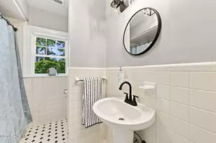 614 E 6th St, Washington, NC 27889 - Photo 30