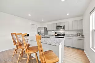 412 Driftwood Dr, Richlands, NC 28574 - Photo 8