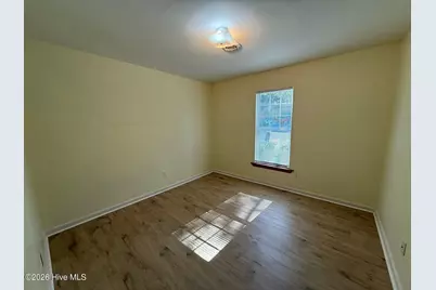 173 Corey Circle, Jacksonville, NC 28546 - Photo 4