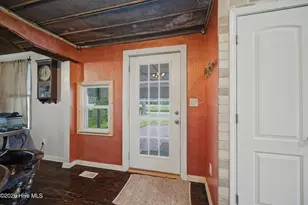1303 Turnpike Rd, Elizabeth City, NC 27909 - Photo 12