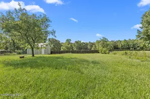 651 Queens Creek Rd, Hubert, NC 28539 - Photo 22