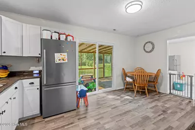 651 Queens Creek Road, Hubert, NC 28539 - Photo 8