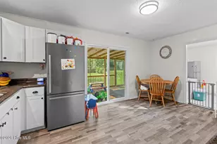 651 Queens Creek Rd, Hubert, NC 28539 - Photo 8