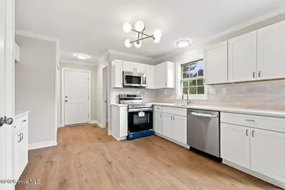 810 Sutter's Place Drive, Winterville, NC 28590 - Photo 8
