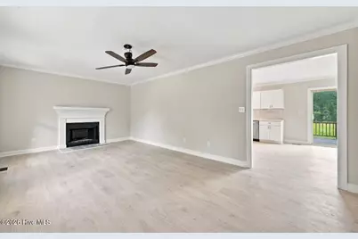 810 Sutter's Place Drive, Winterville, NC 28590 - Photo 2