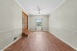 124 Carolina Cir, Jacksonville, NC 28546 - Photo 8