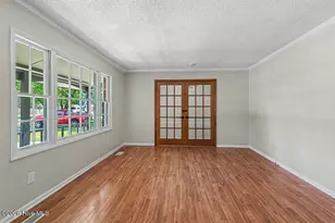 124 Carolina Cir, Jacksonville, NC 28546 - Photo 4