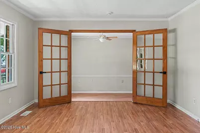124 Carolina Circle, Jacksonville, NC 28546 - Photo 6