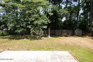 124 Carolina Cir, Jacksonville, NC 28546 - Photo 26