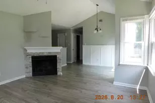 106 Mulberry Ln, Jacksonville, NC 28546 - Photo 4
