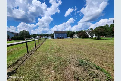 200 Gold Leaf Court, Jacksonville, NC 28540 - Photo 36