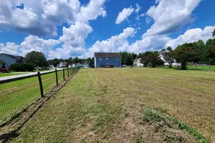200 Gold Leaf Ct, Jacksonville, NC 28540 - Photo 36
